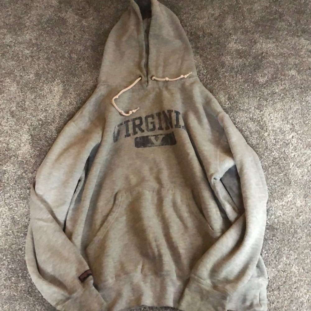 Vintage University of Virginia (UVA) sweatshirt